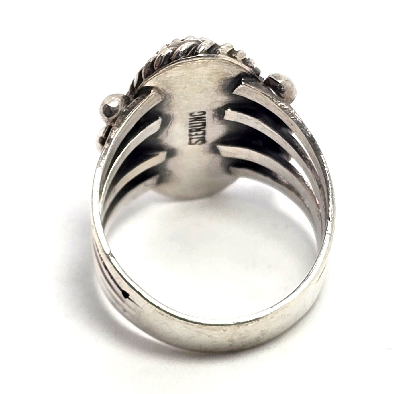 Navajo Black Onyx Native American split shank sterling silver vintage ring size 7.5