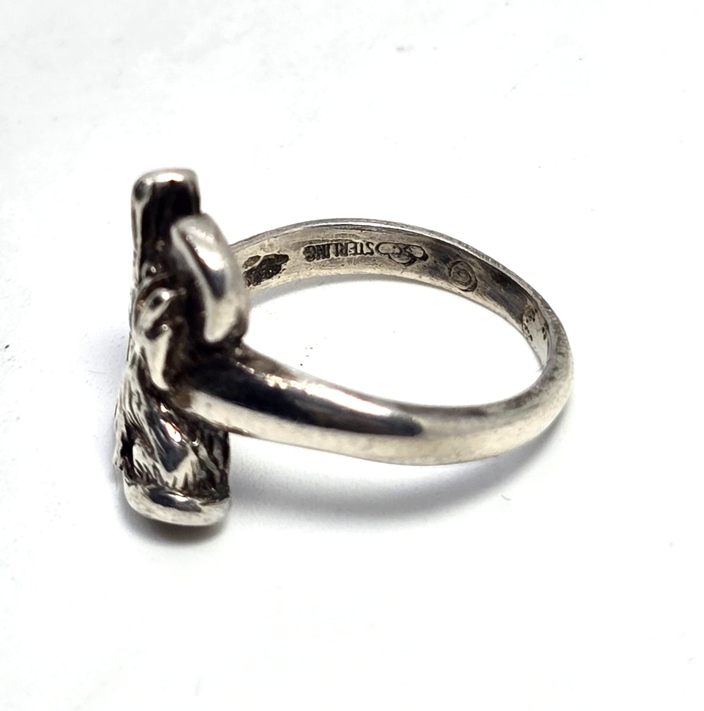 Wolf howling at the moon cactus SC Cloud sterling silver ring size 4