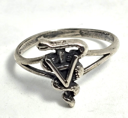 Veterinarian Caduceus Vet Vet Tech sterling silver detailed ring size 9.75