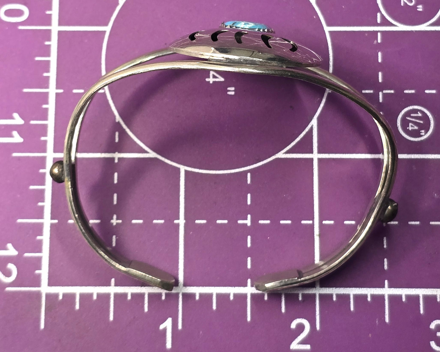 GM Navajo turquoise bear claw vintage sterling silver cuff bracelet