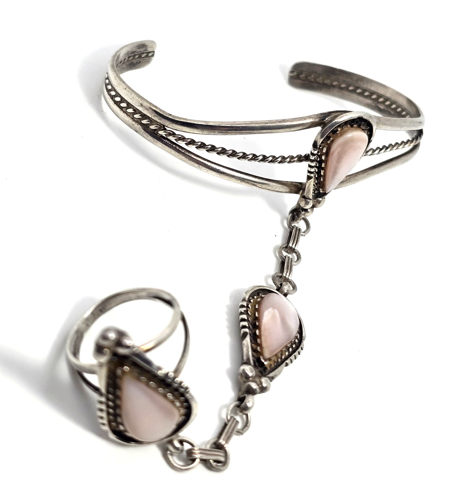 Navajo Pink slipper shell vintage sterling slave bracelet ring set size 4.75