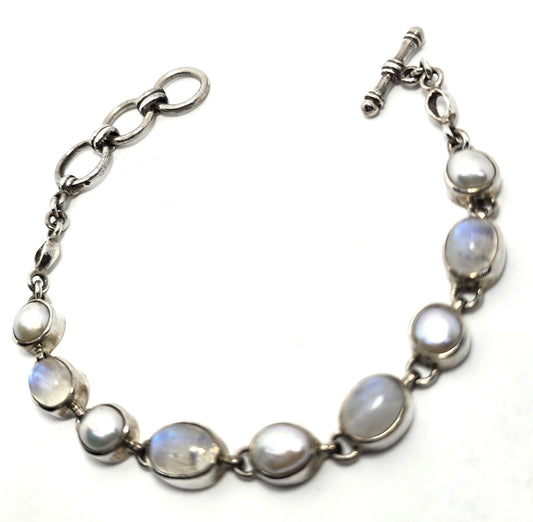 Starborn signed moonstone and pearl signed sterling silver 8" toggle bracelet