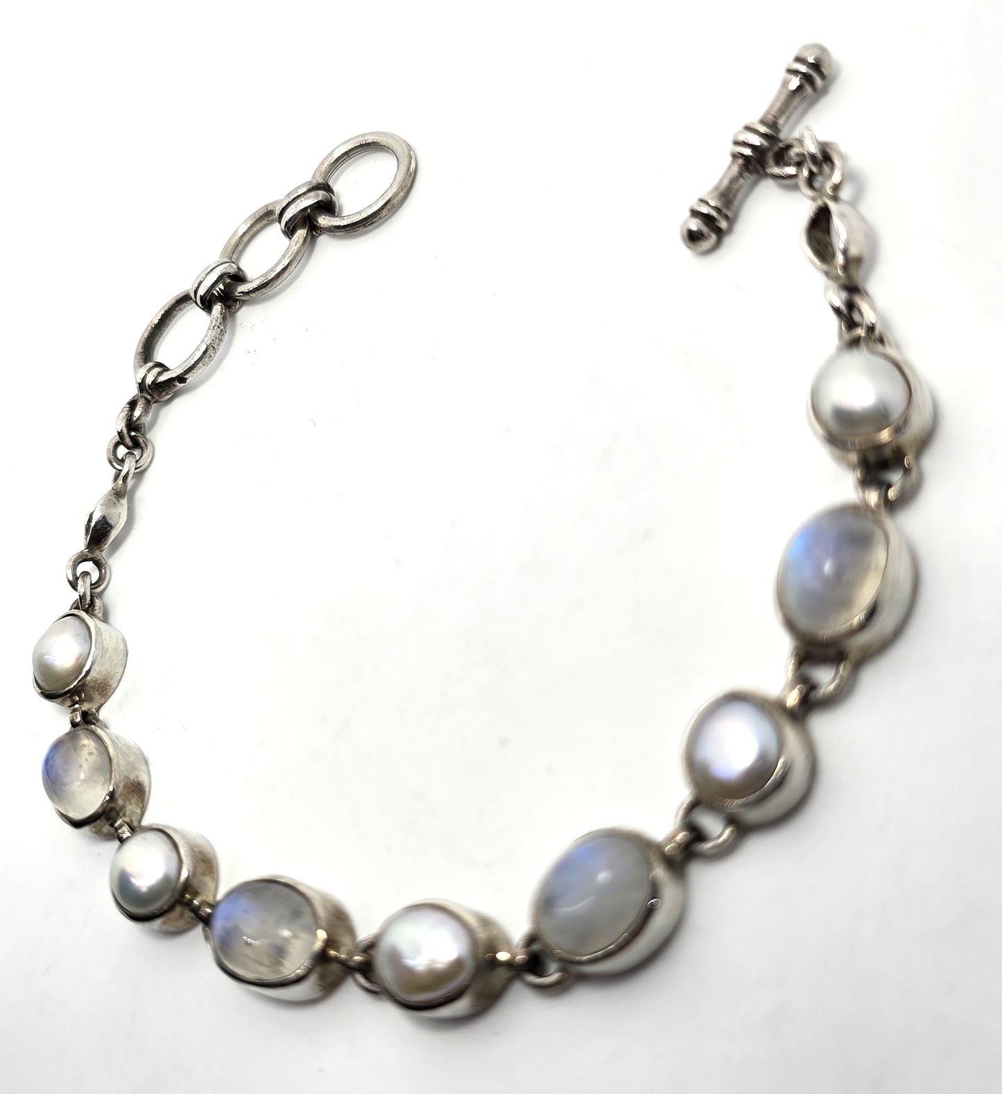 Starborn signed moonstone and pearl signed sterling silver 8" toggle bracelet
