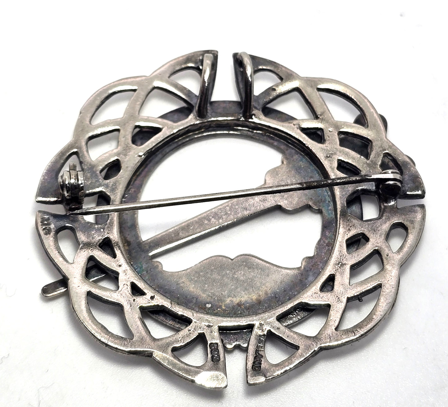 Michael Gladstone Irish Tara Celtic knot vintage sterling silver kilt pin brooch pendant