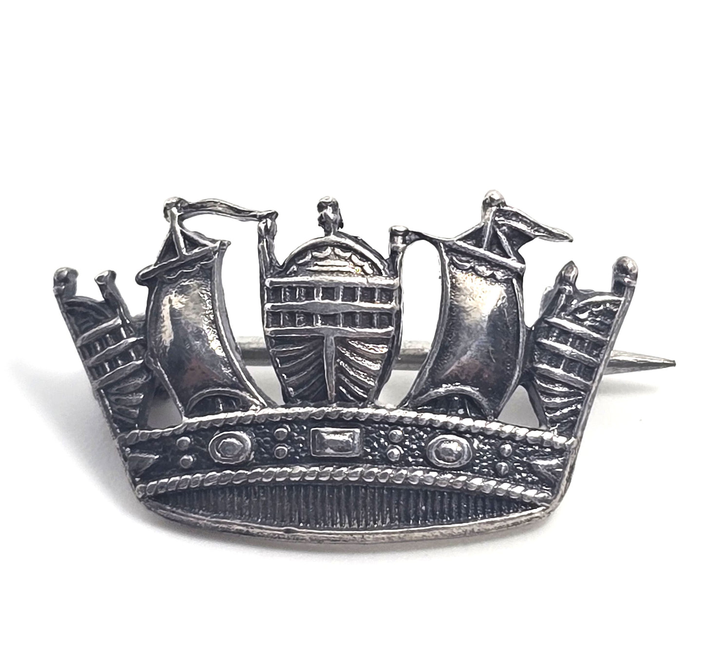 Small WW2 British Merchant Navy vintage Sterling Silver Sweetheart Brooch