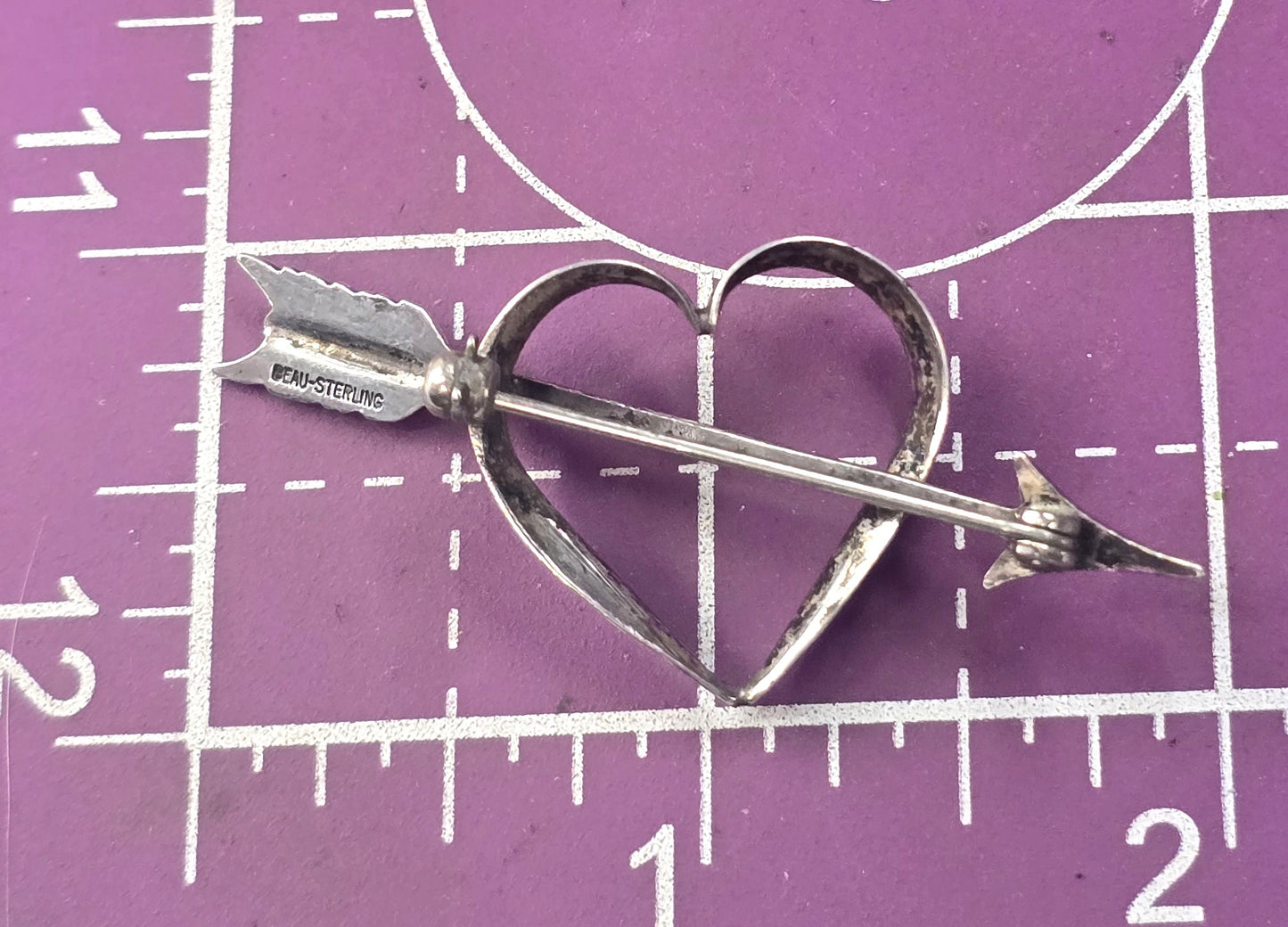 Beau Sterling silver open heart Arrow signed vintage retro brooch