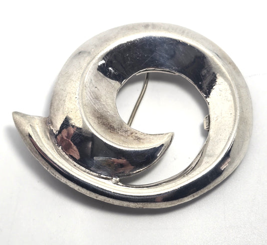 Modernist Mobius Taxco TR-5 Mexican swirl vintage sterling silver pendant brooch