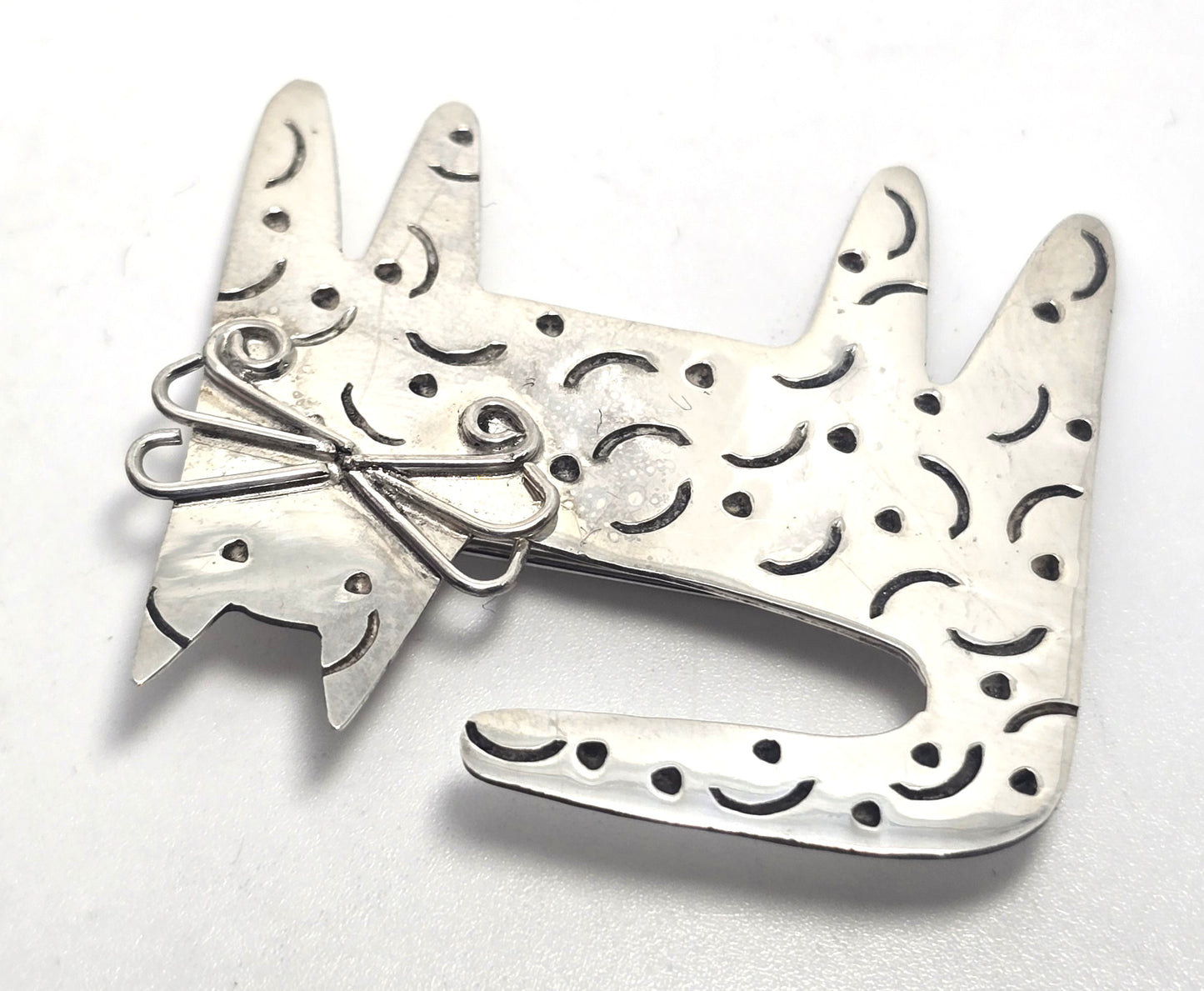 Maldo Mexico Spotted Sassy Kitty Cat vintage sterling silver feline brooch