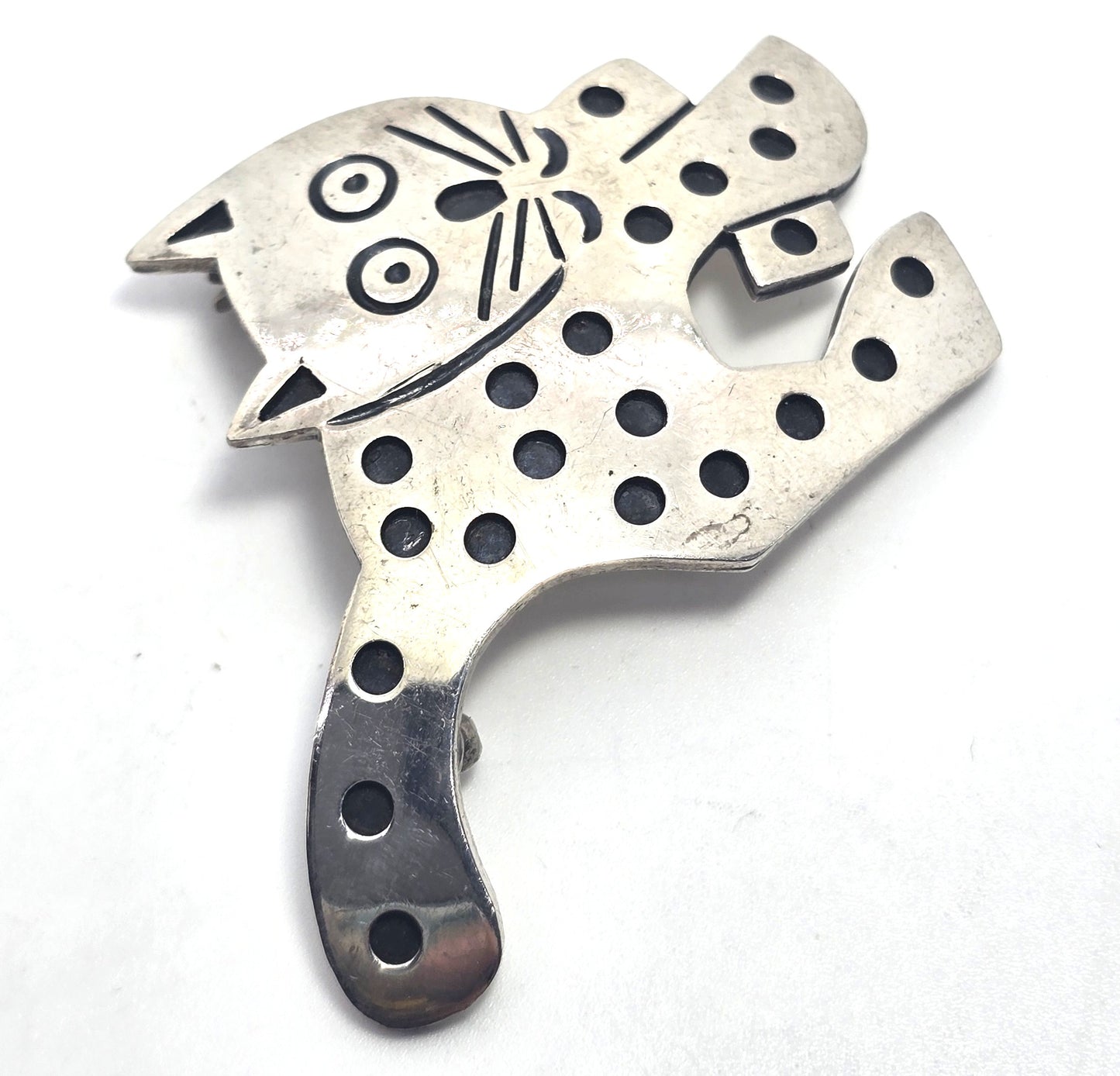 Modernist spotted chunky mid century cat vintage sterling silver feline brooch