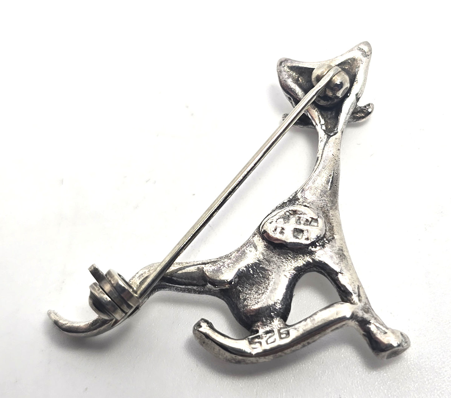 Mexico Taxco lounging kitty cat vintage sterling silver feline brooch