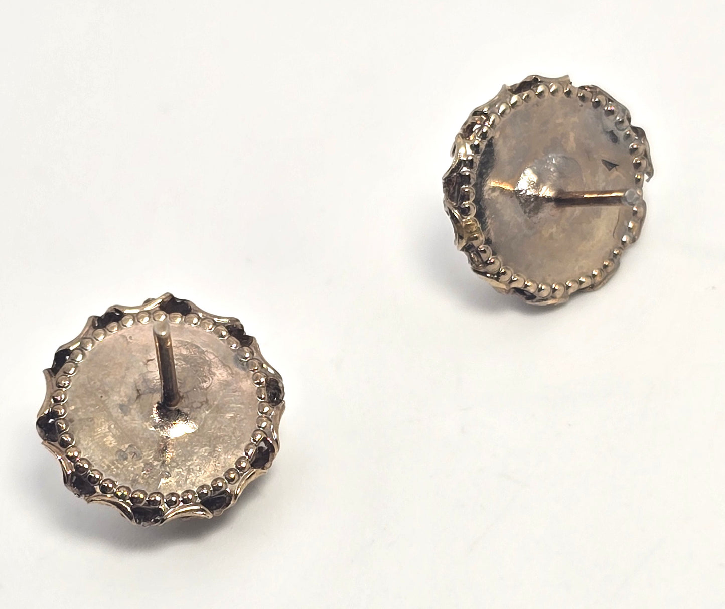 Golden flower rhinestone gold plated  vintage stud earrings