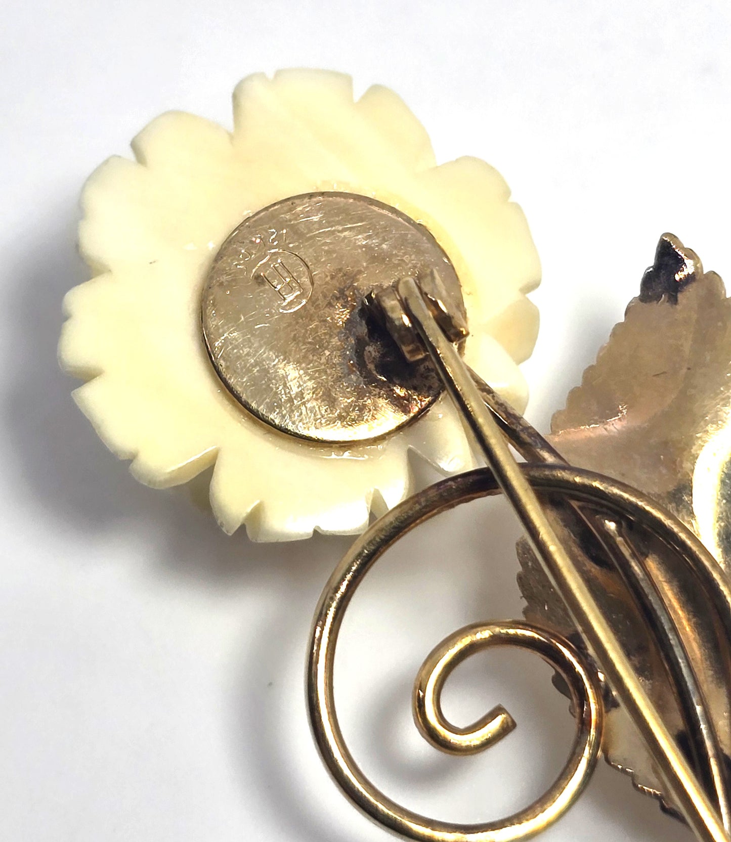 FH 1/20th 12k gold filled carved rose flower signed vintage brooch