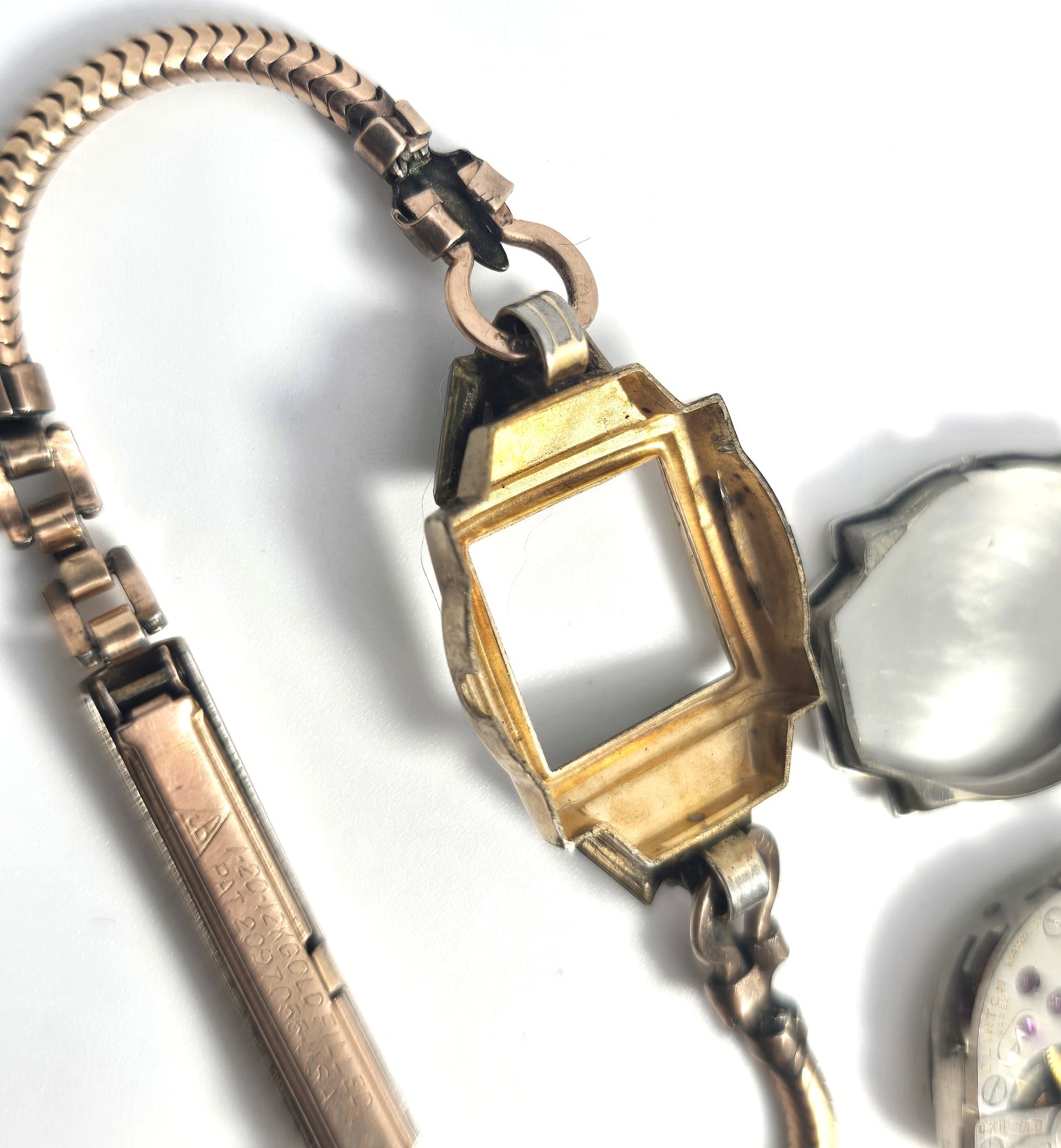 Art Deco Clinton yellow gold filled wind up 17 jewel watch missing crystal face