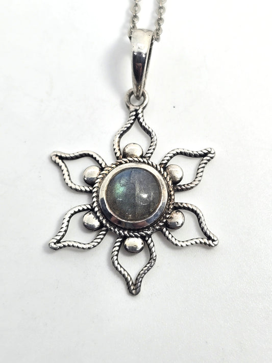 Deep Blue tribal flower Labradorite vintage sterling silver pendant necklace