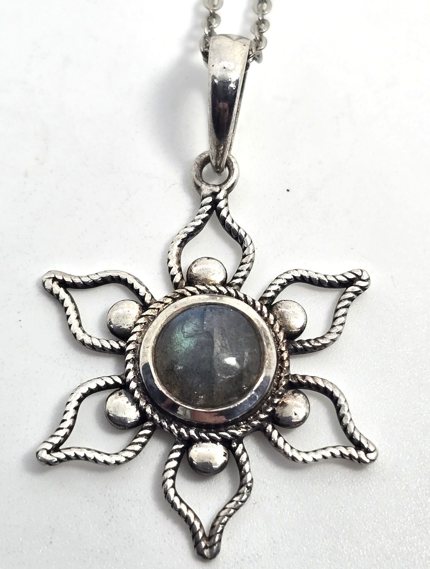 Deep Blue tribal flower Labradorite vintage sterling silver pendant necklace