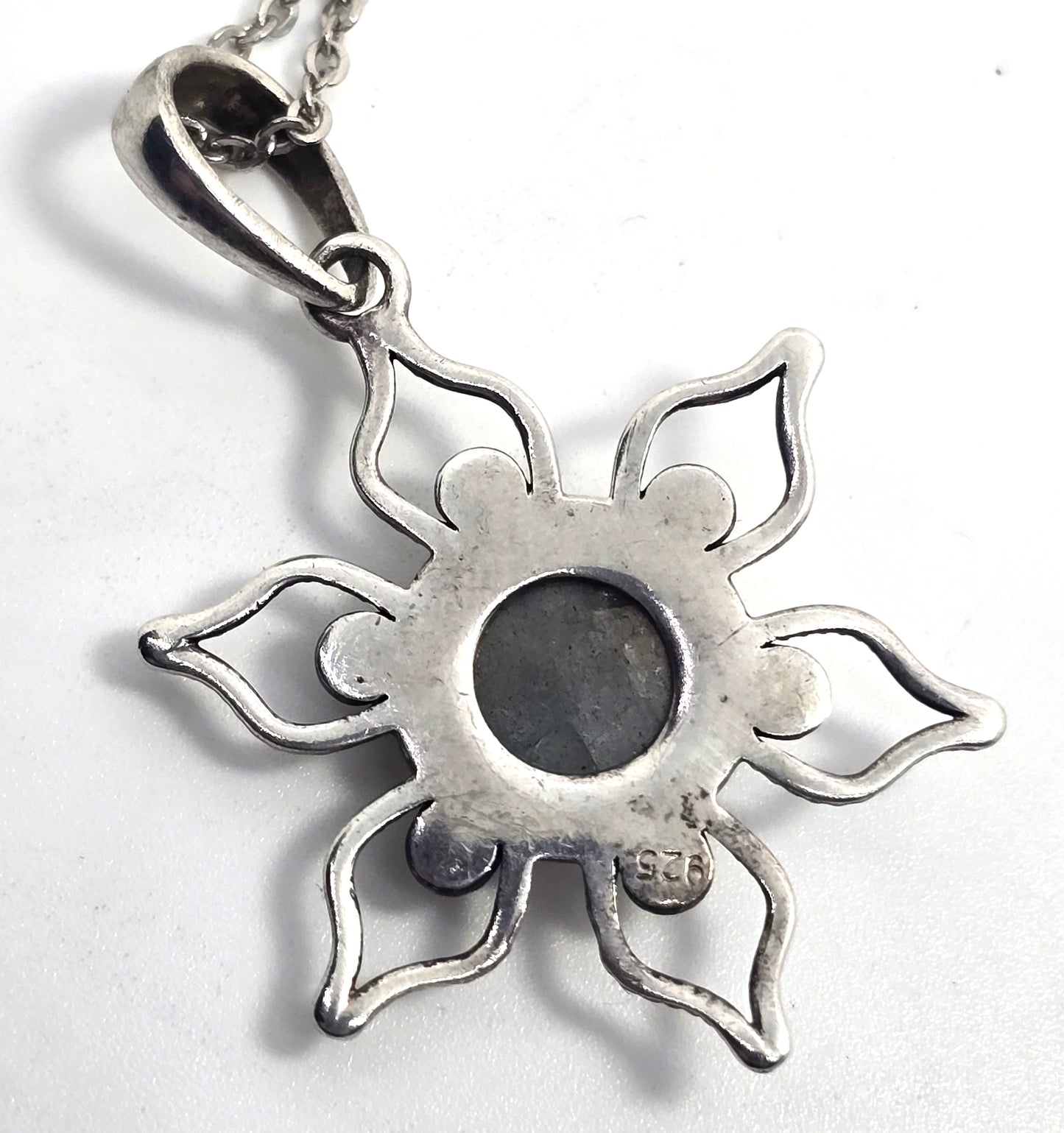 Deep Blue tribal flower Labradorite vintage sterling silver pendant necklace