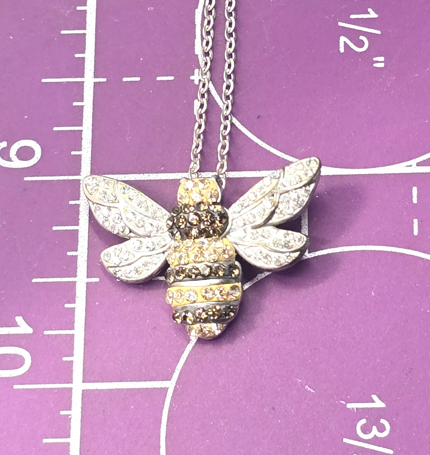 Au rhinestone pave enamel sterling silver signed bee pendant necklace