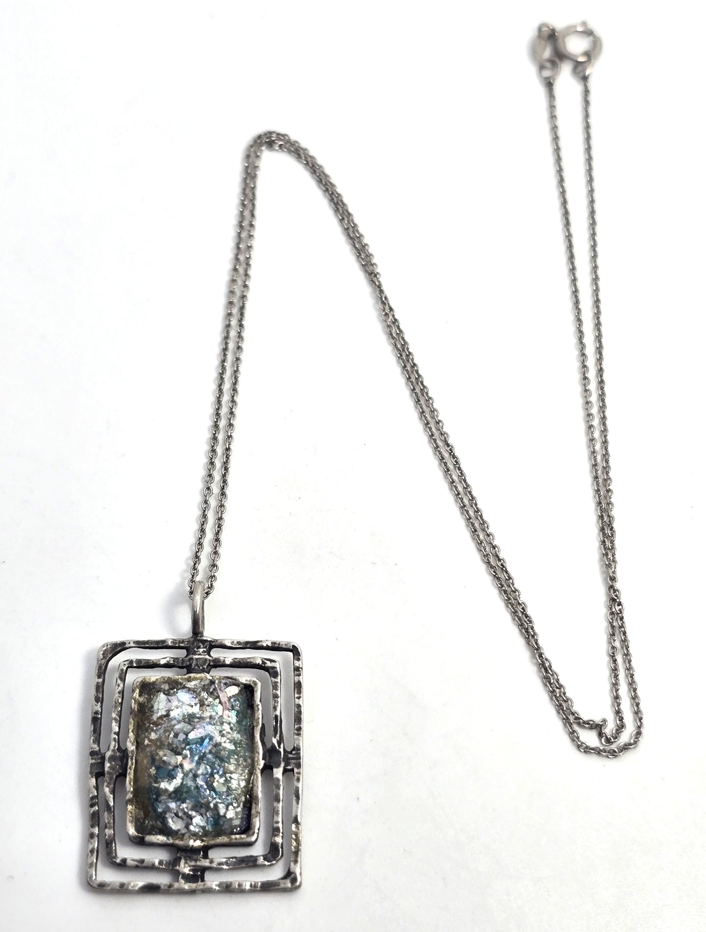 Israel Hammered Sterling Silver ancient Roman Glass RL pendant necklace