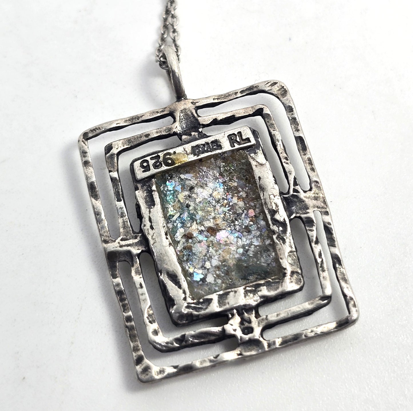 Israel Hammered Sterling Silver ancient Roman Glass RL pendant necklace