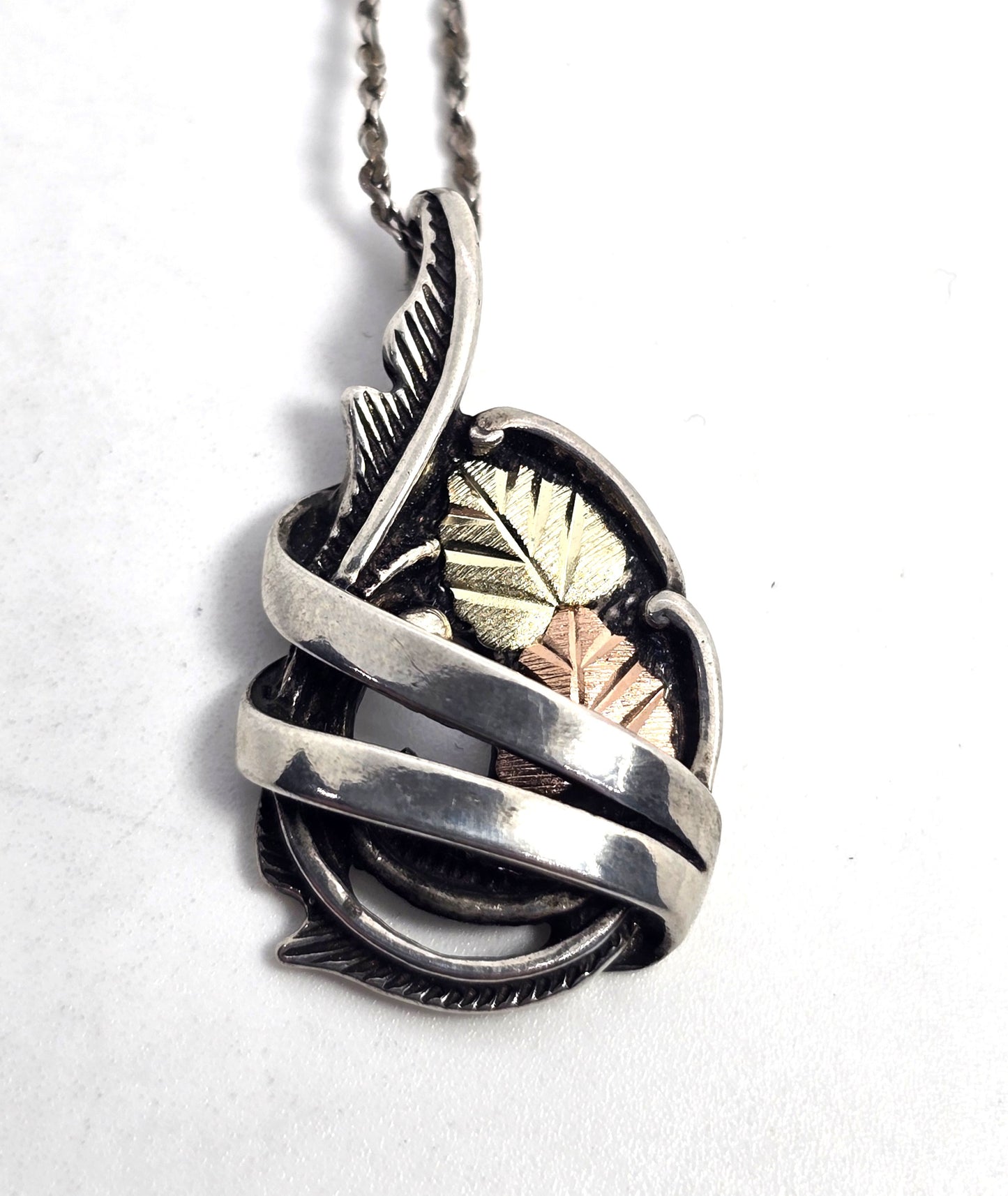 Black Hills Gold Coleman Co Yellow Rose 12k gold Leaf swirled sterling necklace
