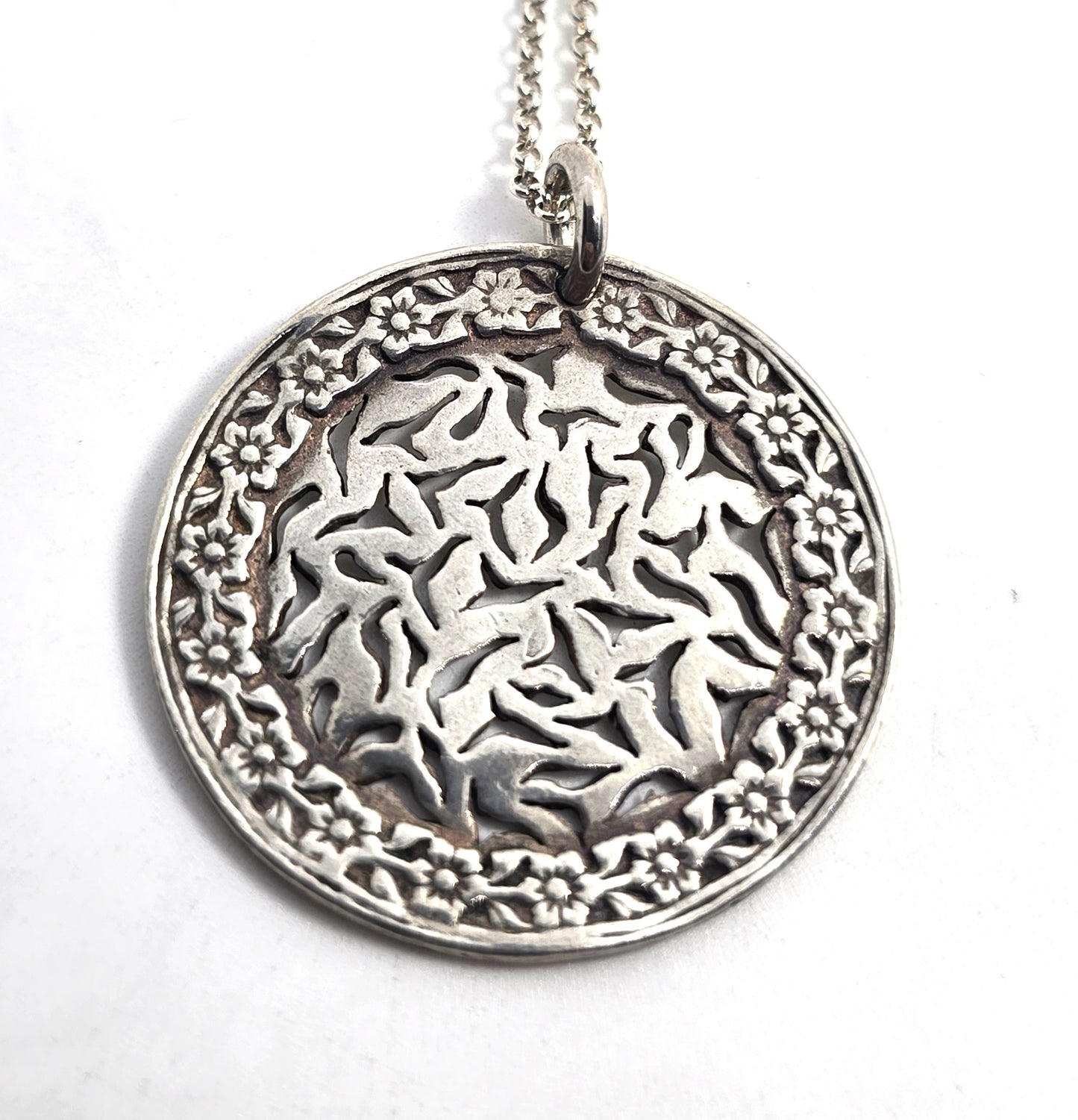 Silpada N1711 Sunburst Filigree 925 Sterling Silver Necklace medallion