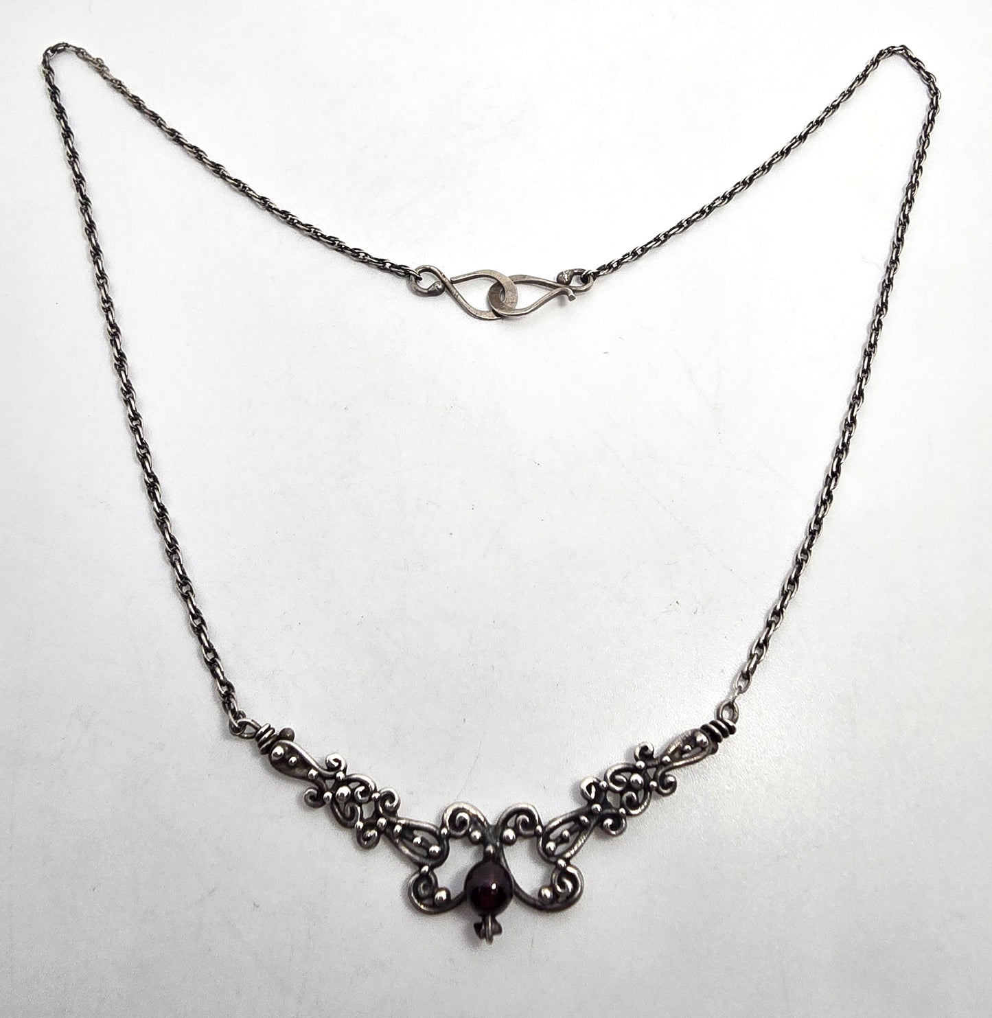Filigree butterfly vintage sterling silver retro 90's necklace