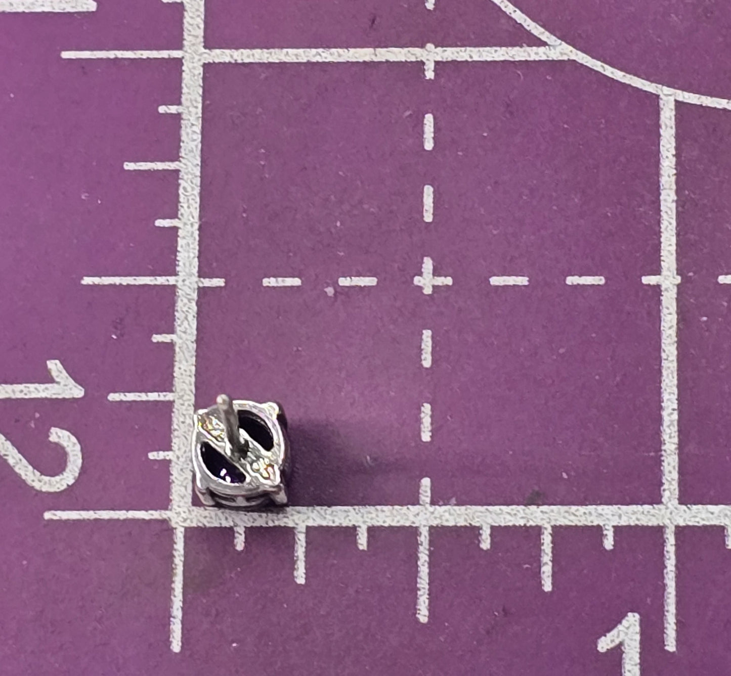 Iolite 5mm round faceted prong set retro vintage sterling silver stud earrings