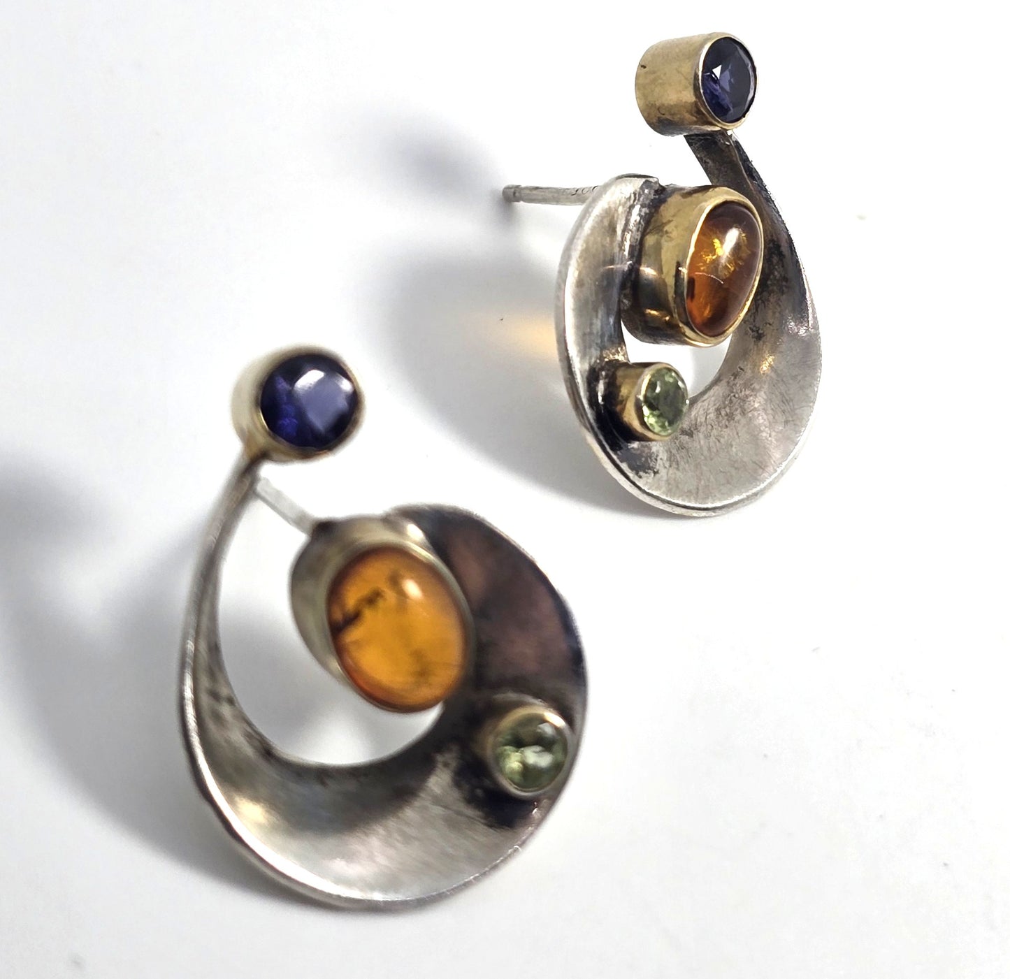 Abstract Amber Iolite peridot sterling silver gold plated vintage stud earrings