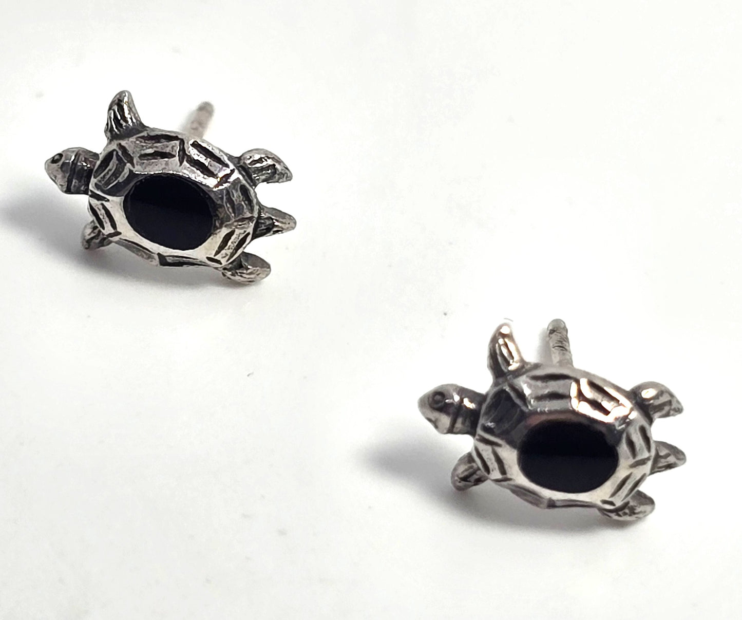 Black onyx vintage sterling silver small turtle stud earrings