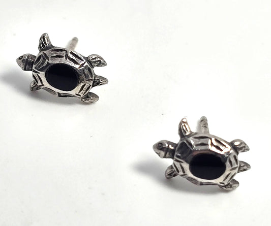Black onyx vintage sterling silver small turtle stud earrings