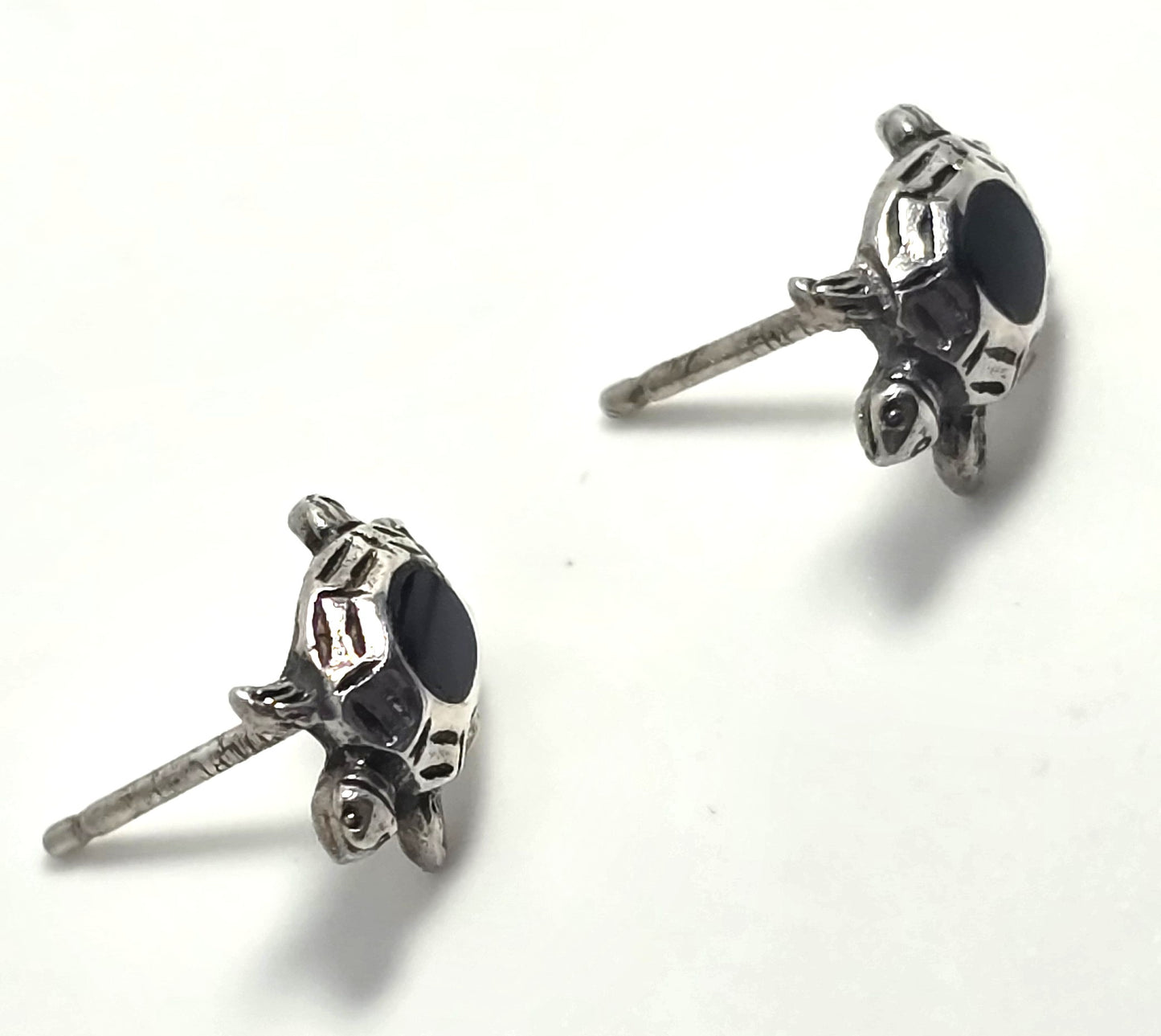 Black onyx vintage sterling silver small turtle stud earrings