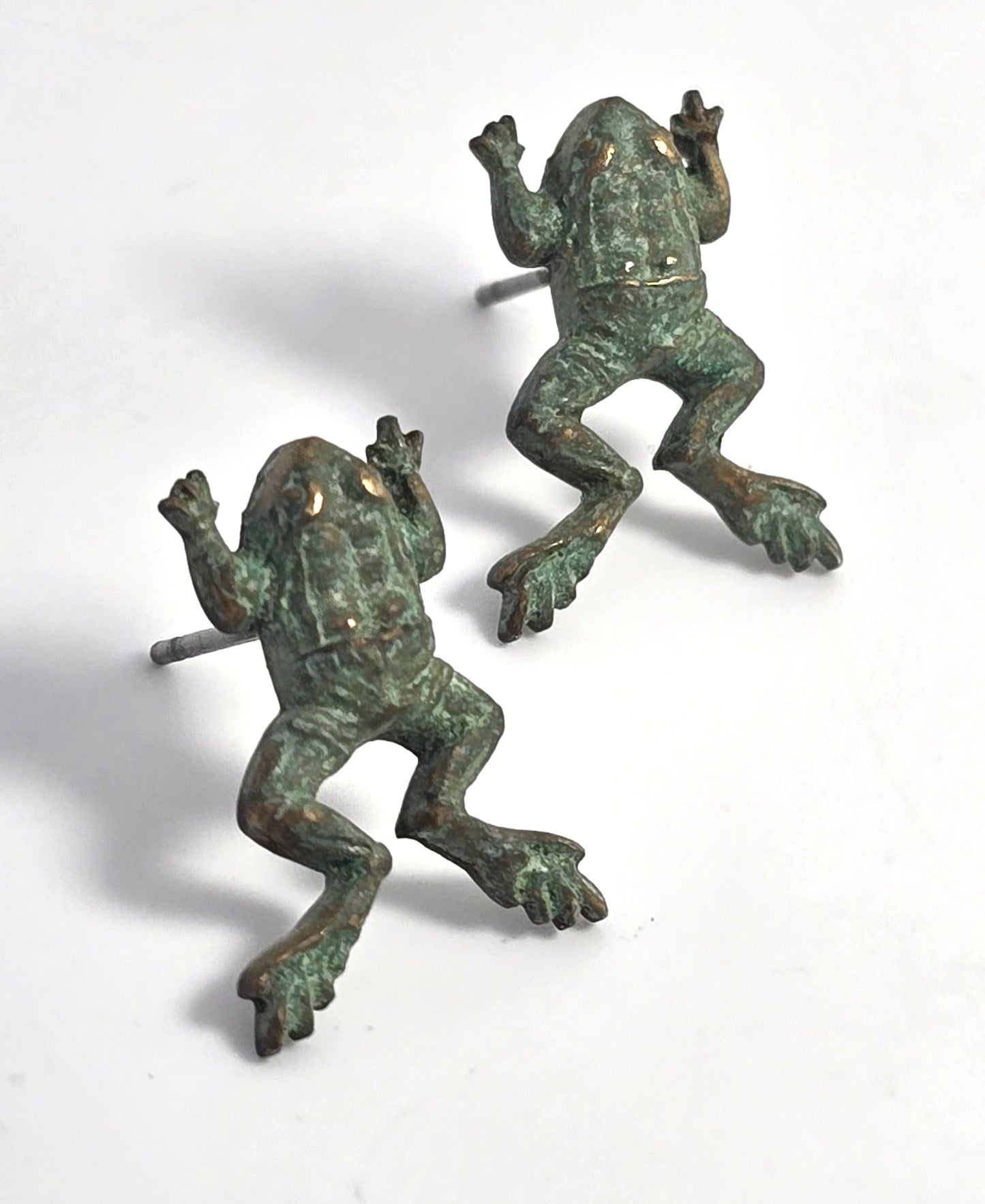 Jumping frog green brass vintage post stud earrings