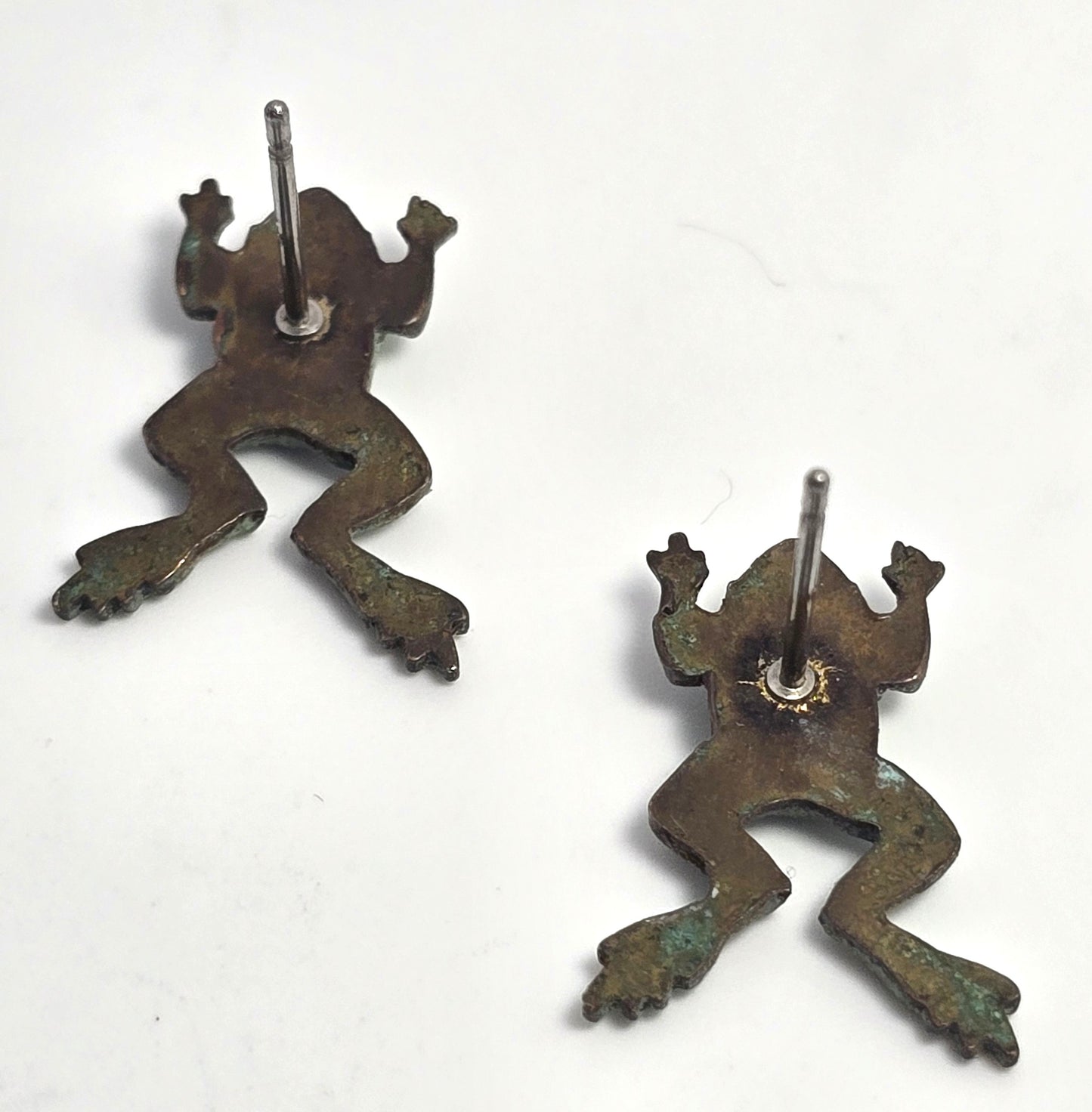 Jumping frog green brass vintage post stud earrings