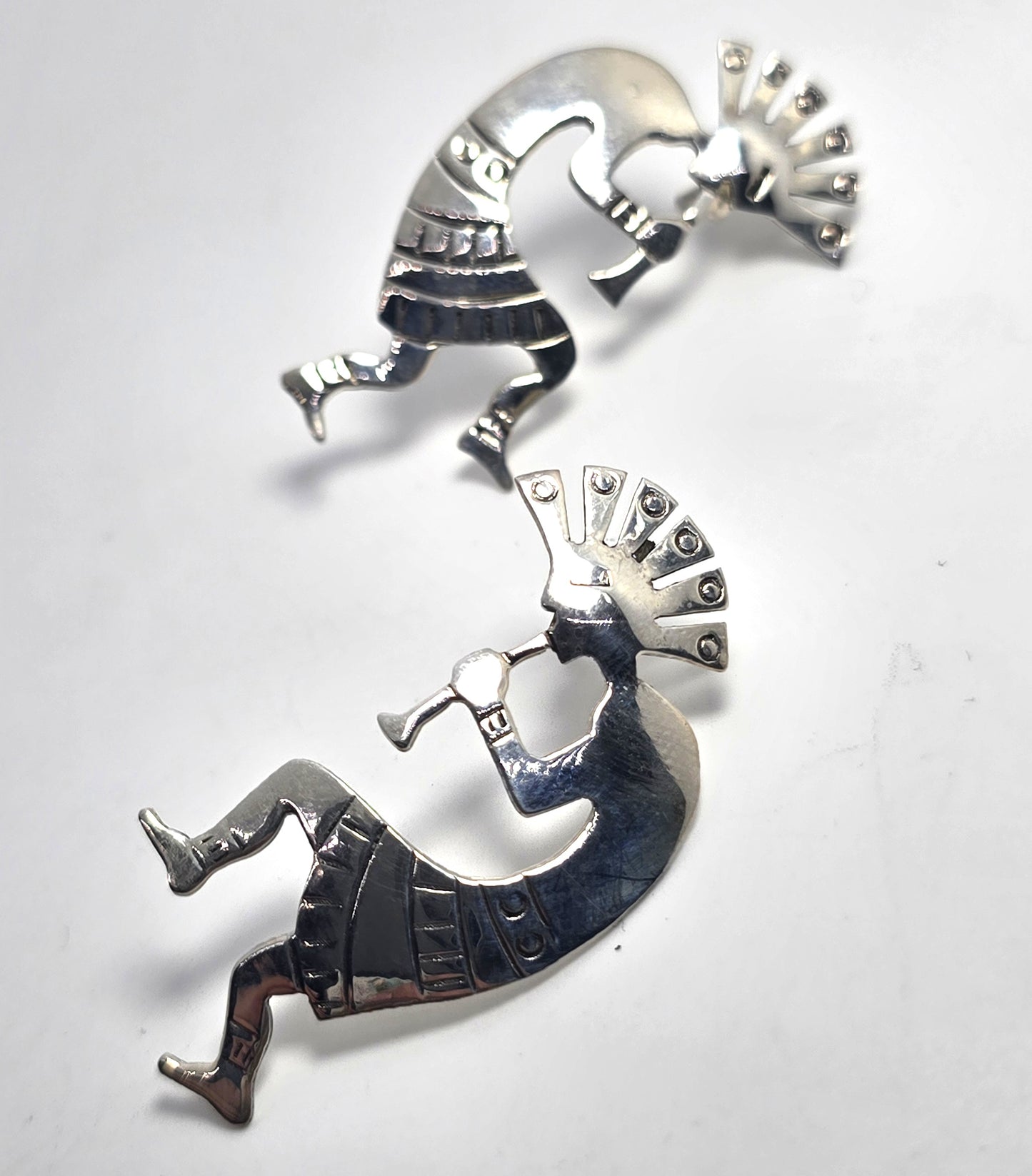 Sensa Eustace Zuni Vintage Native American Kokopelli dancer sterling silver earrings