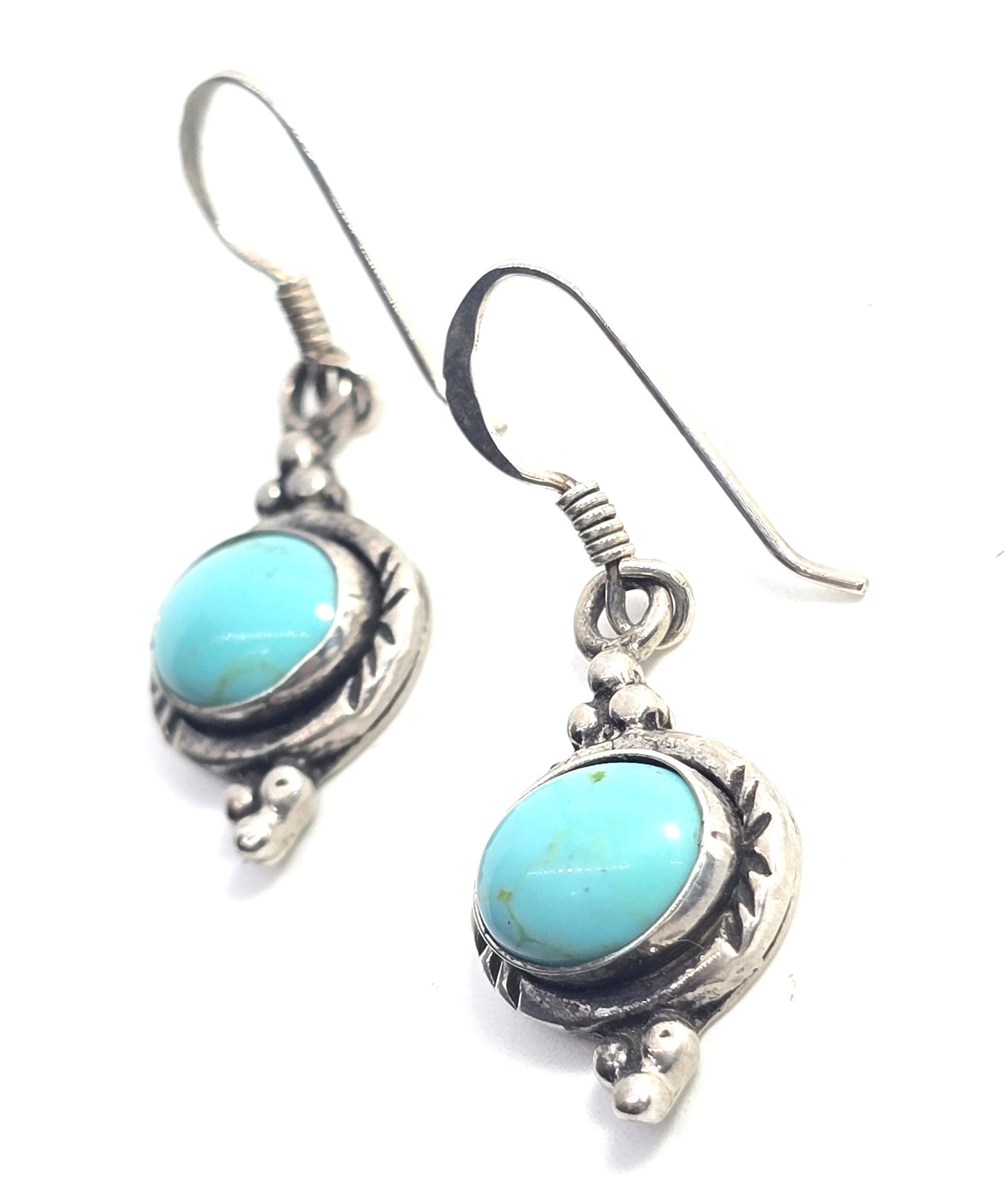 Turquoise vintage solid sterling silver Southwestern drop earrings