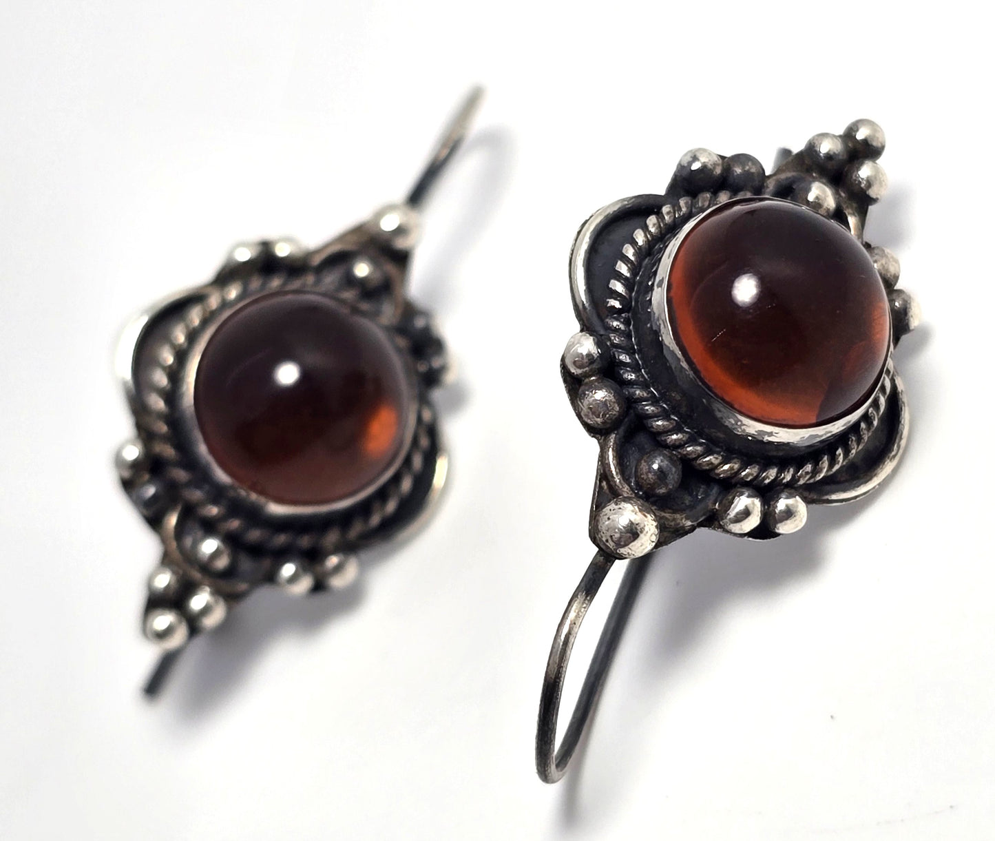 Amber sterling silver Bali Balinese tribal hook and latch vintage earrings