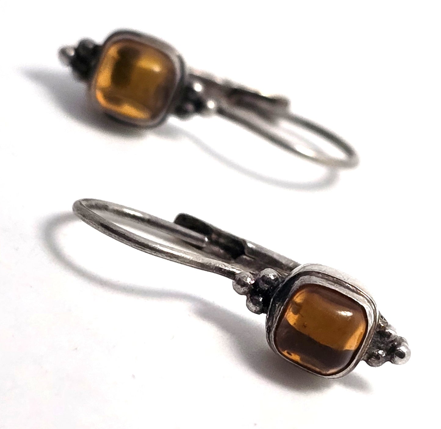 Amber sterling silver Bali Balinese tribal lever back petite vintage earrings
