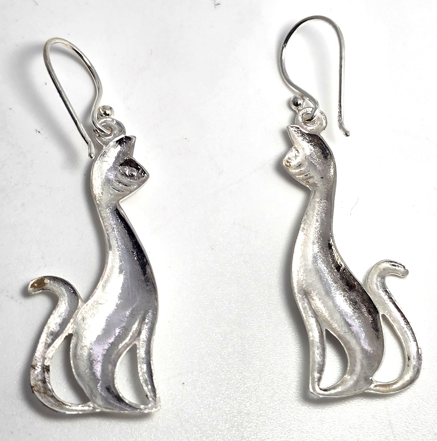 Sitting tall Kitty cat silver plated long drop earrings