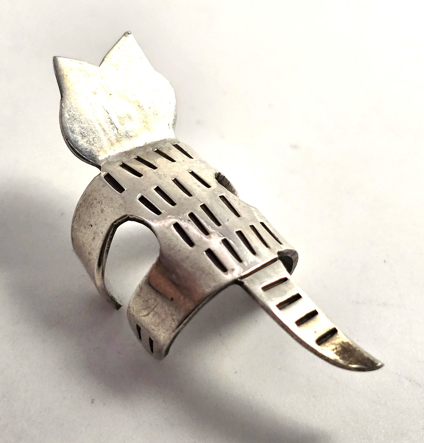 Large tabby cat sterling silver vintage ear cuff no pierce earring