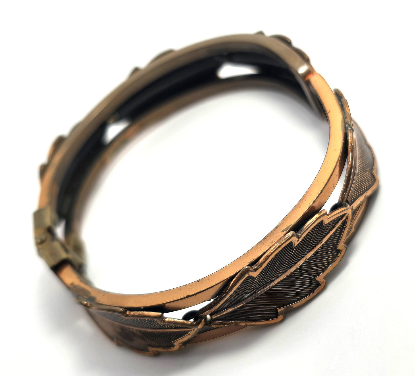 Bell trading Oak Leaf Hinged Vintage Southwestern Bangle Bracelet