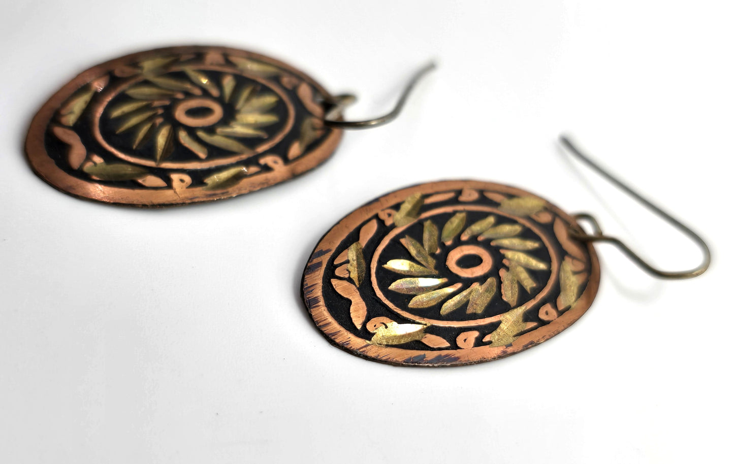 Art Deco style copper and yellow gold-tone oval vintage etched earrings