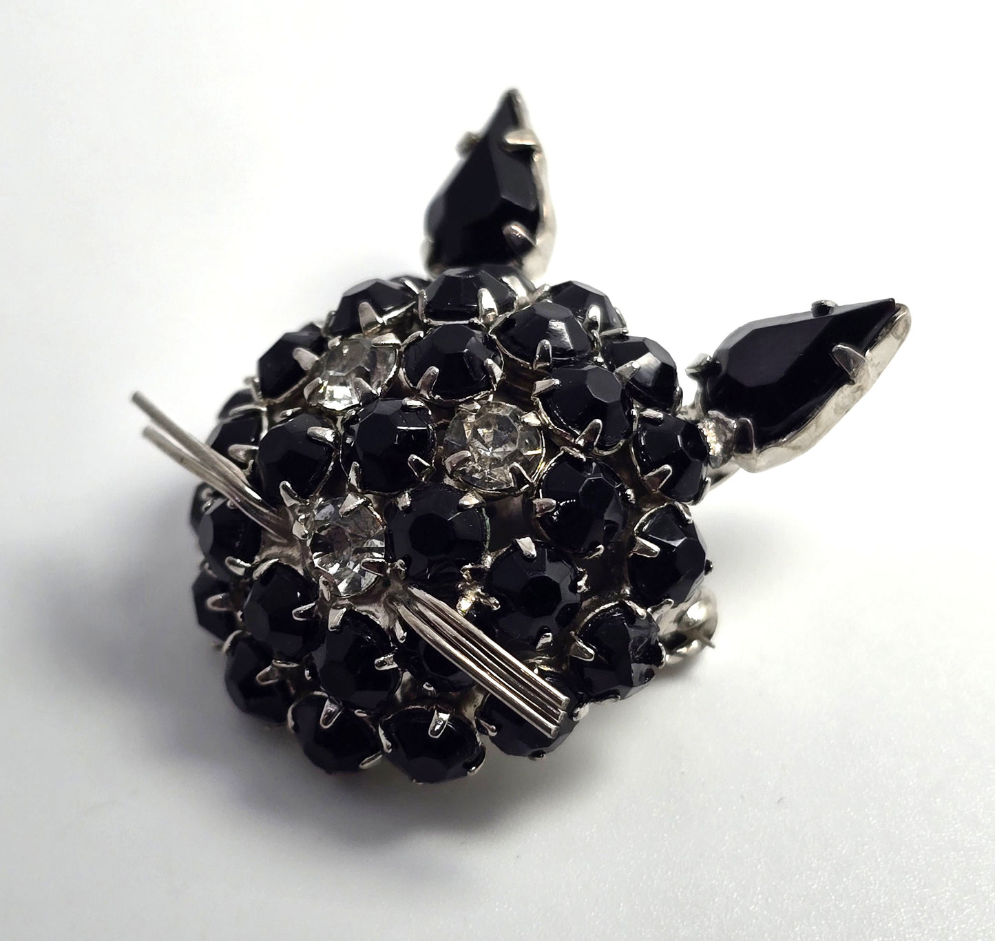 Joseph Warner Black and Silver kitty cat head signed vintage brooch