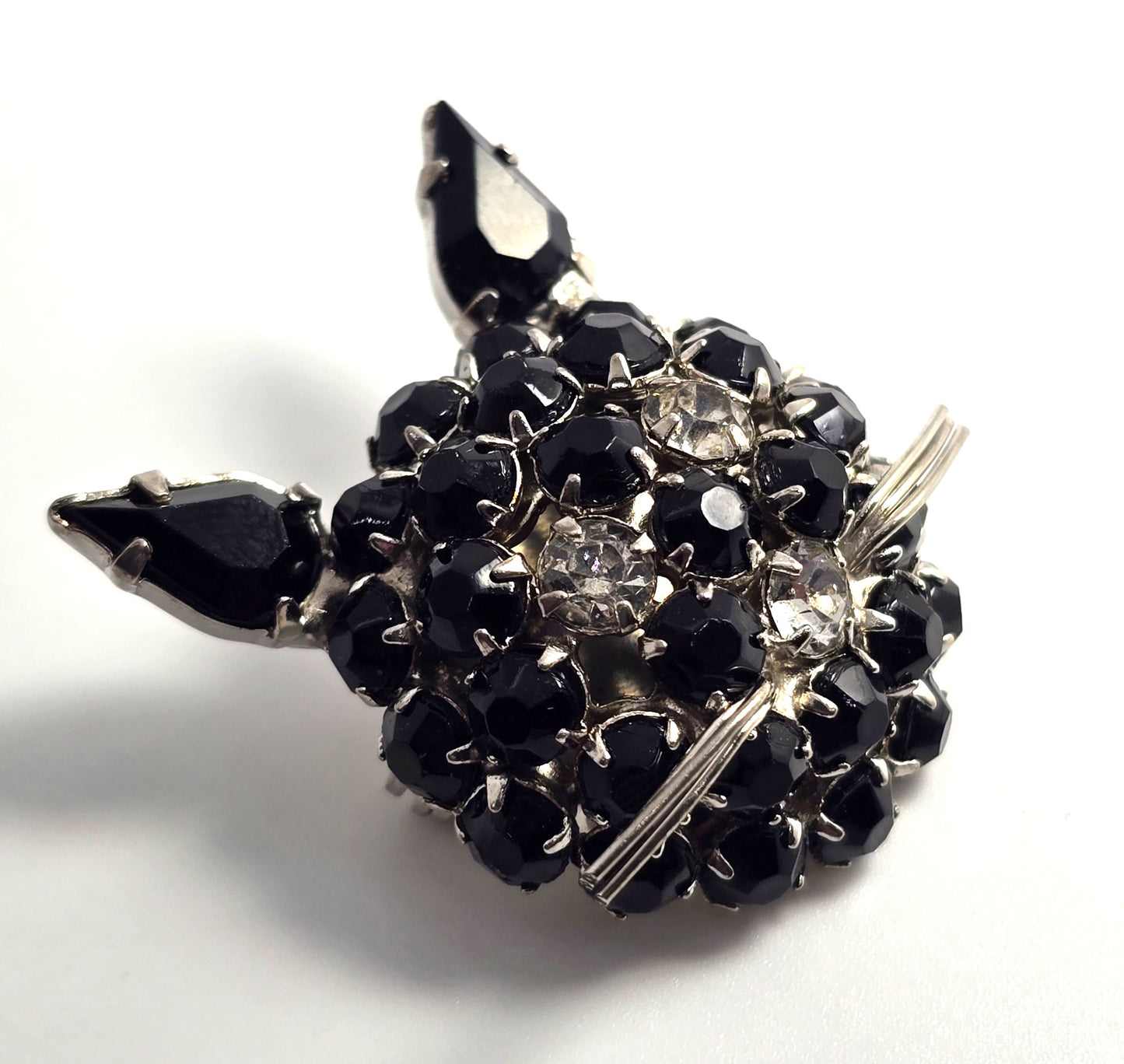 Joseph Warner Black and Silver kitty cat head signed vintage brooch