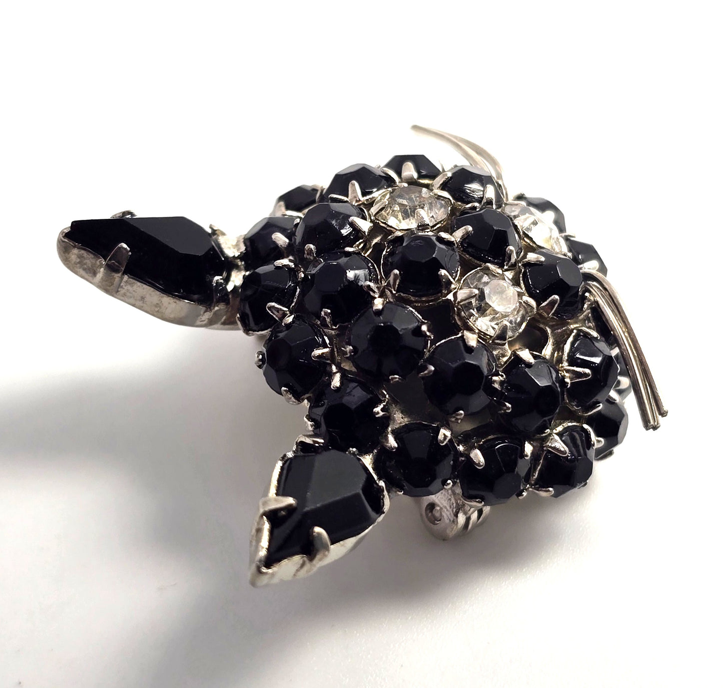 Joseph Warner Black and Silver kitty cat head signed vintage brooch