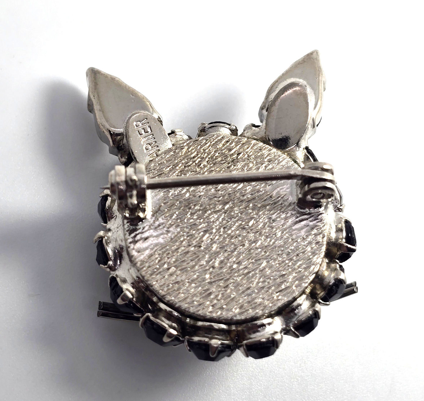 Joseph Warner Black and Silver kitty cat head signed vintage brooch