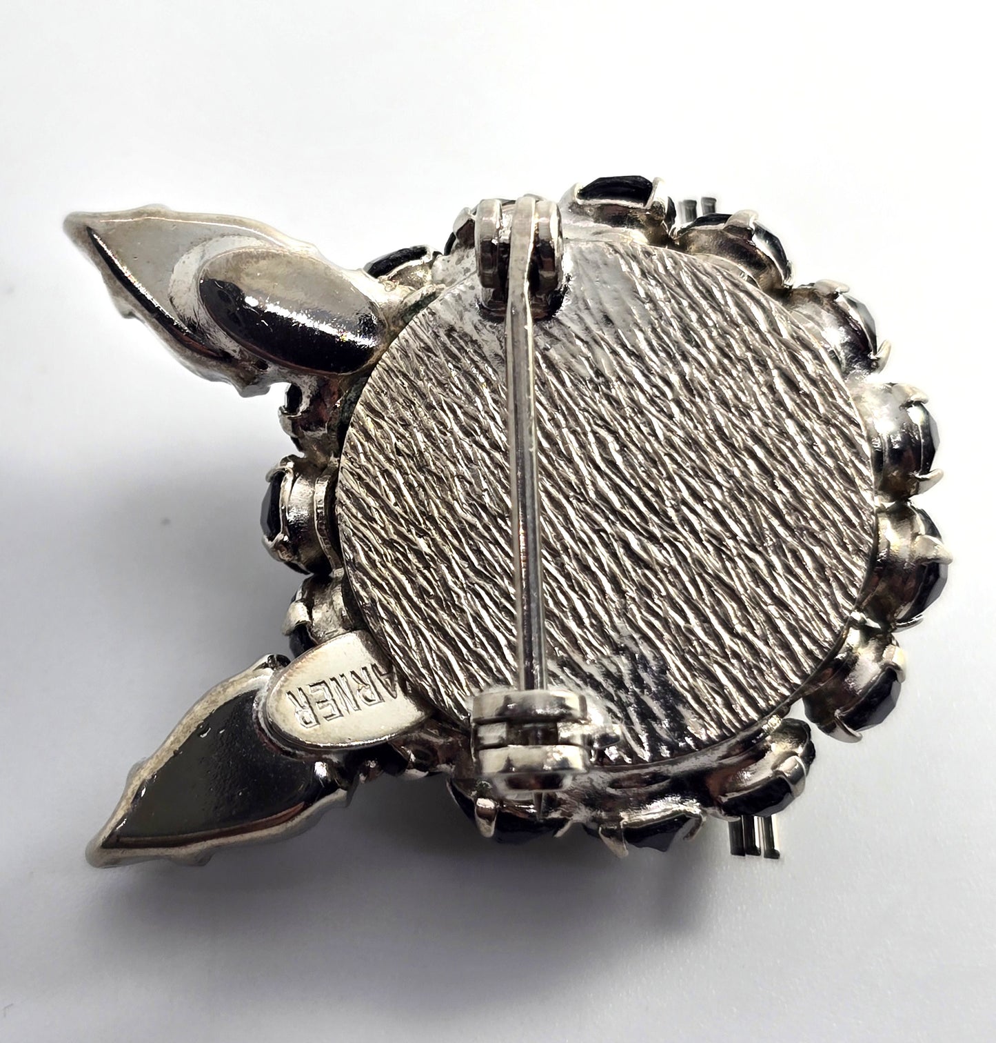 Joseph Warner Black and Silver kitty cat head signed vintage brooch
