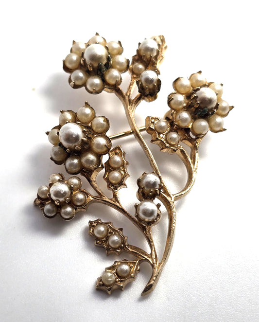 Faux cream and white faux pearl flower rhinestone vintage brooch