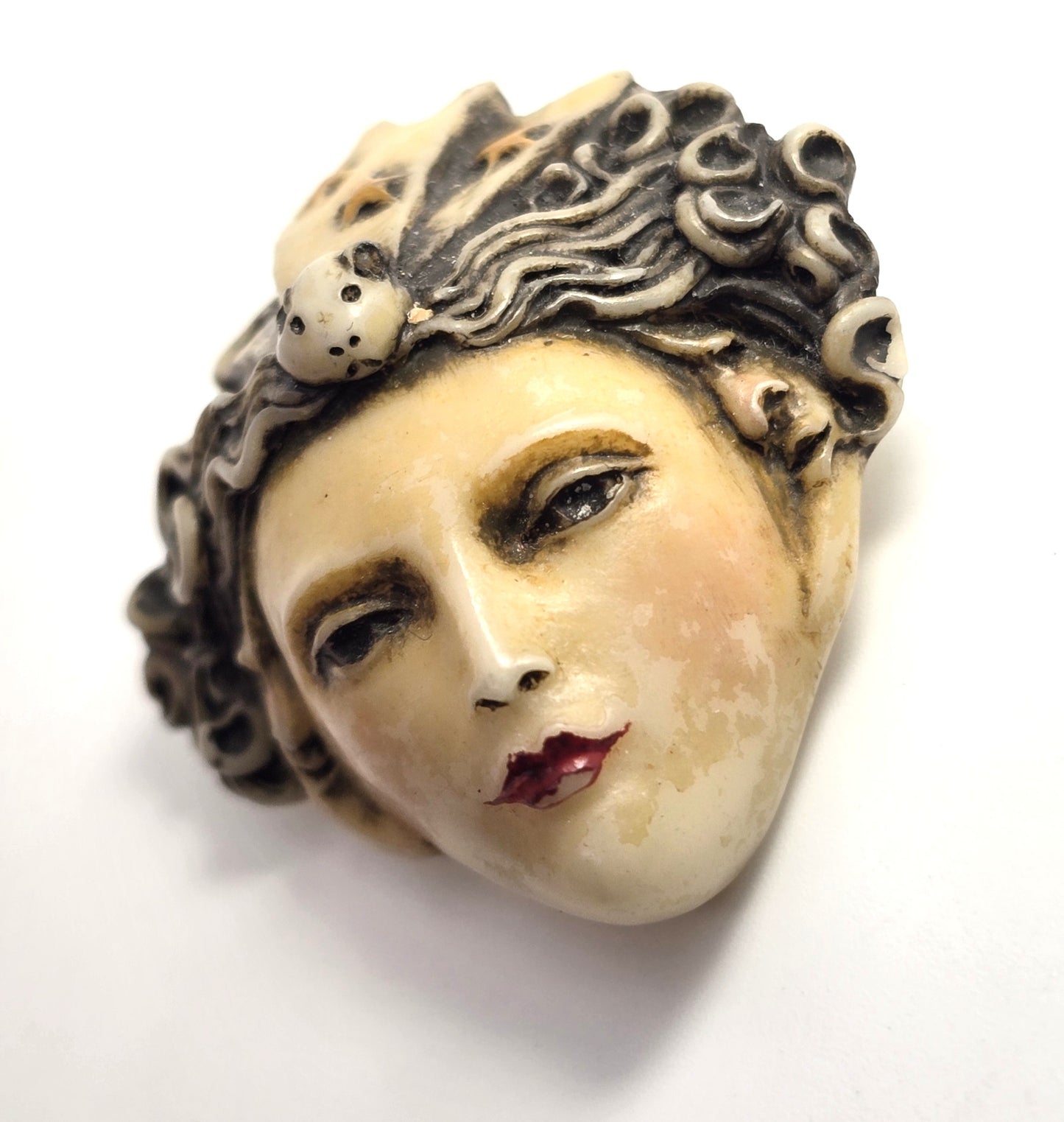 Raven Studios Sylvia Massey Mouse & Moons Hand Painted Sculpted Face Brooch 55/400