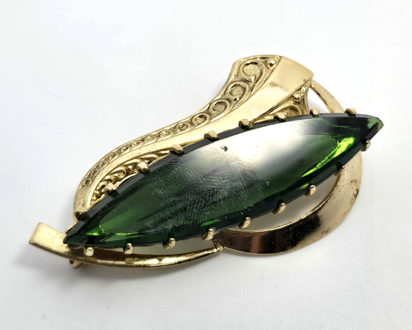 West Germany Emerald dark green rhinestone gold toned leaf vintage brooch