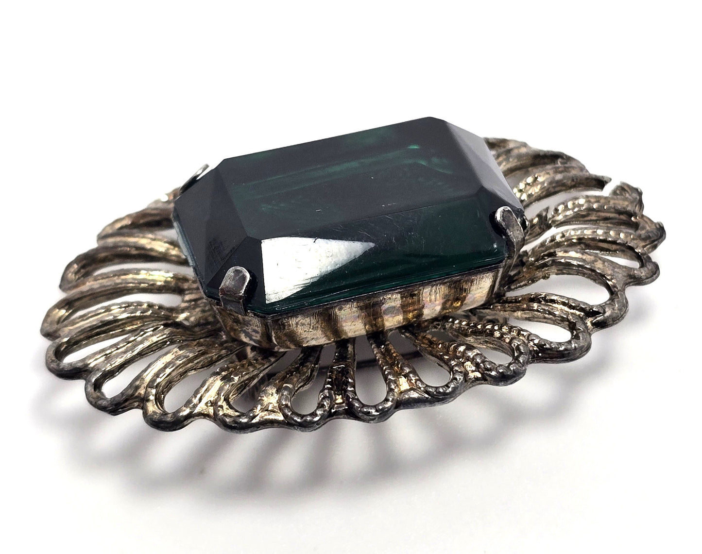 Emerald dark green rhinestone Large scalloped vintage brooch
